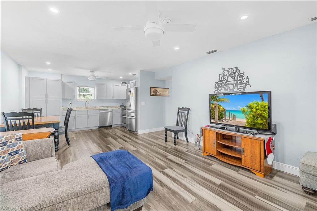 GULF SHORES ESTATES - Residential