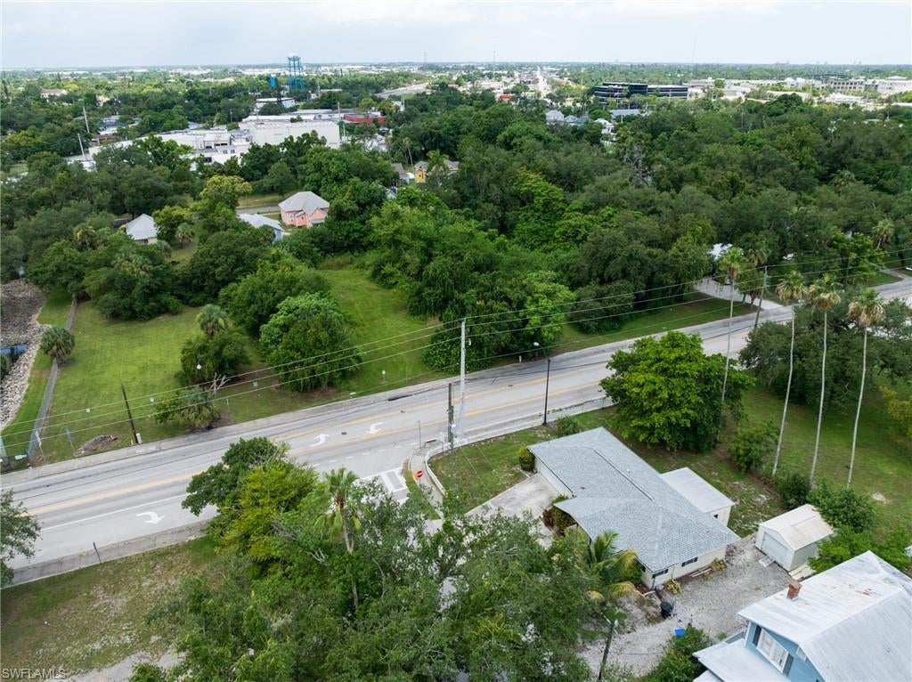 FORT MYERS - Land