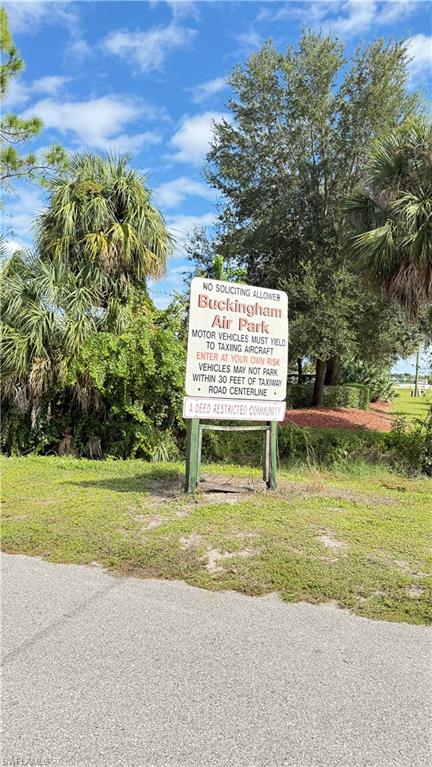 BUCKINGHAM - Land