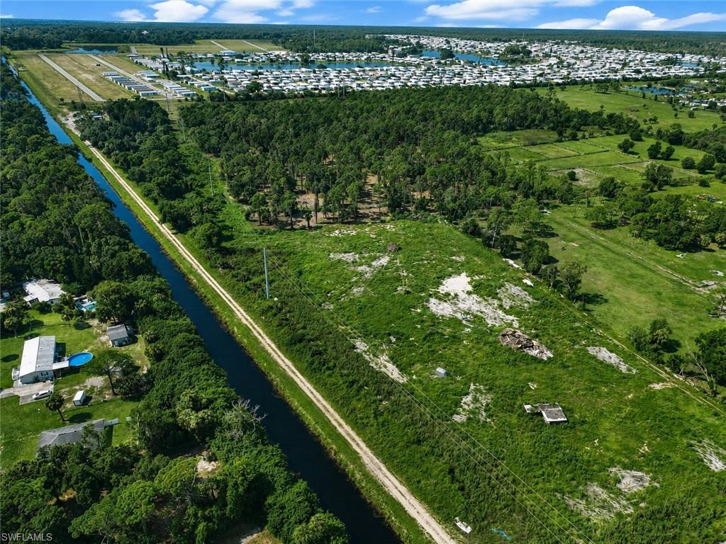 NORTH FORT MYERS - Land