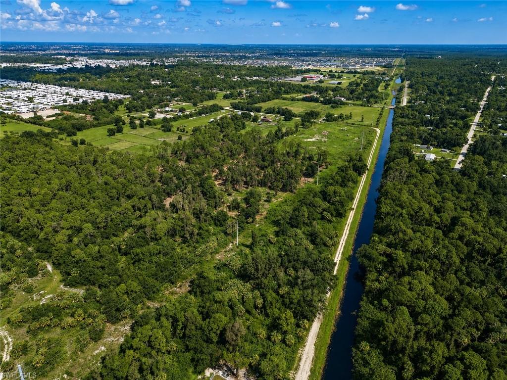 NORTH FORT MYERS - Land