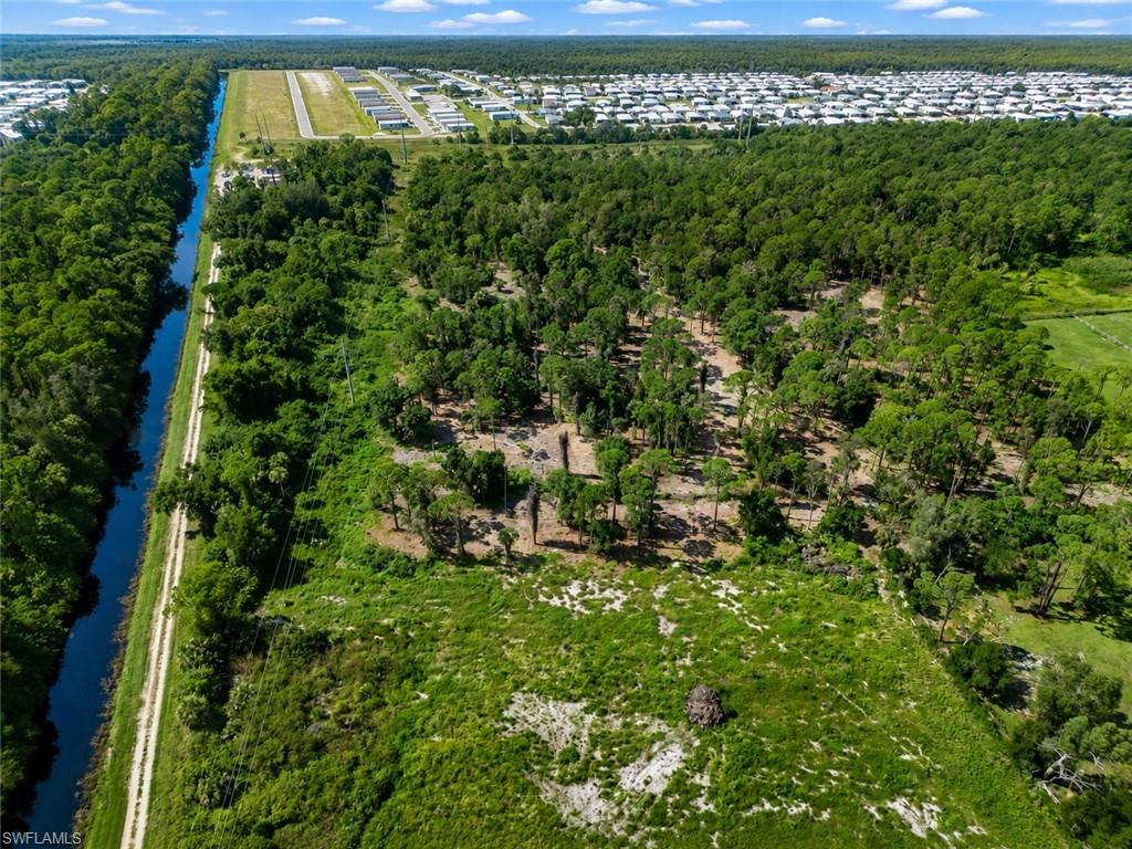 NORTH FORT MYERS - Land