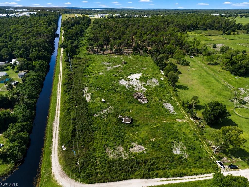 NORTH FORT MYERS - Land
