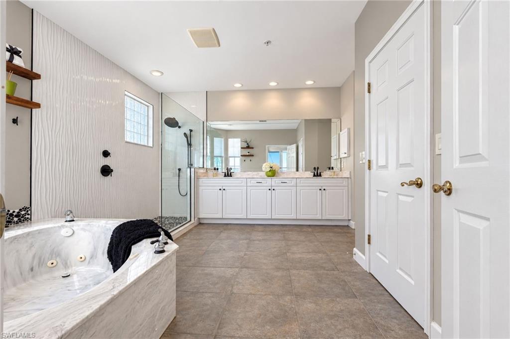 EMERALD ISLE - Residential