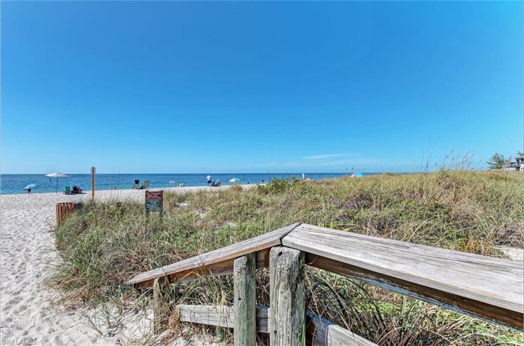 PORT CHARLOTTE - Land