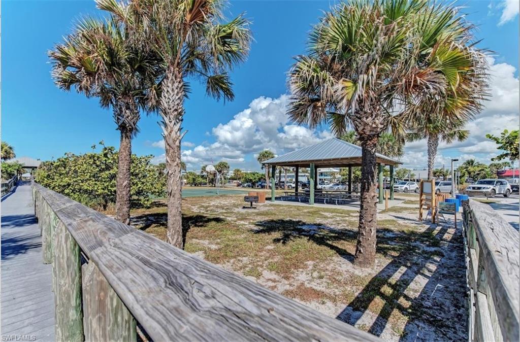 PORT CHARLOTTE - Land