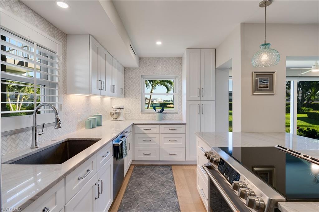 HARBORSIDE GARDENS - Residential