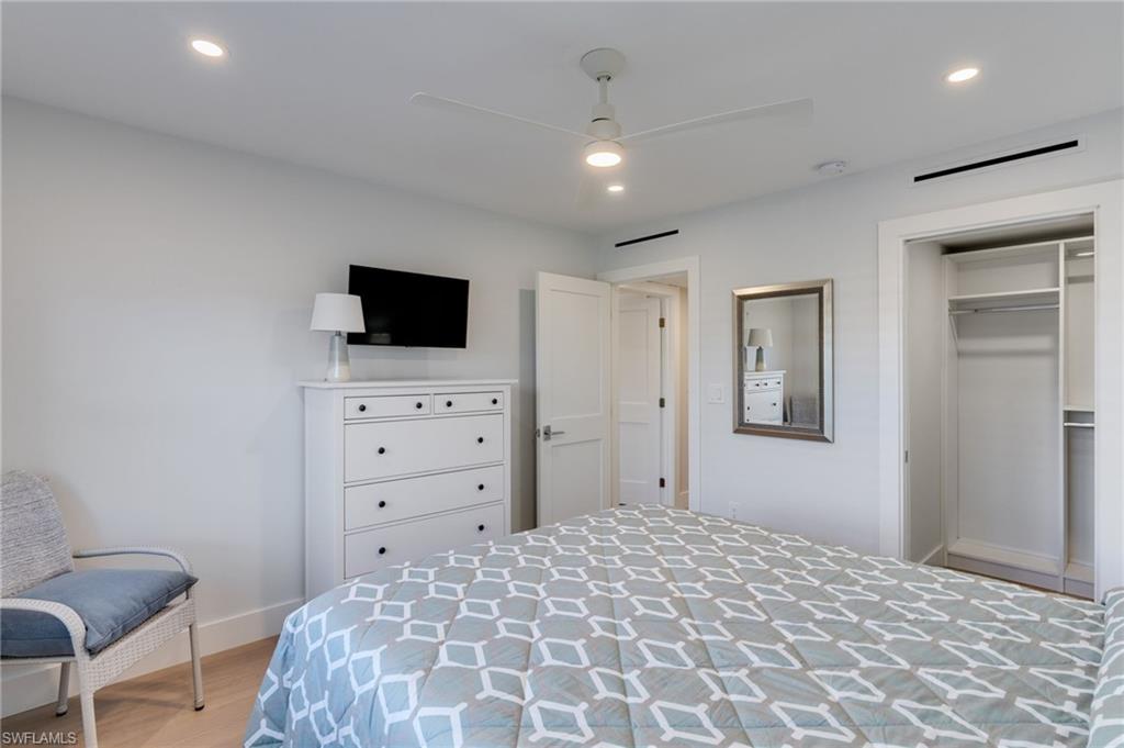 HARBORSIDE GARDENS - Residential