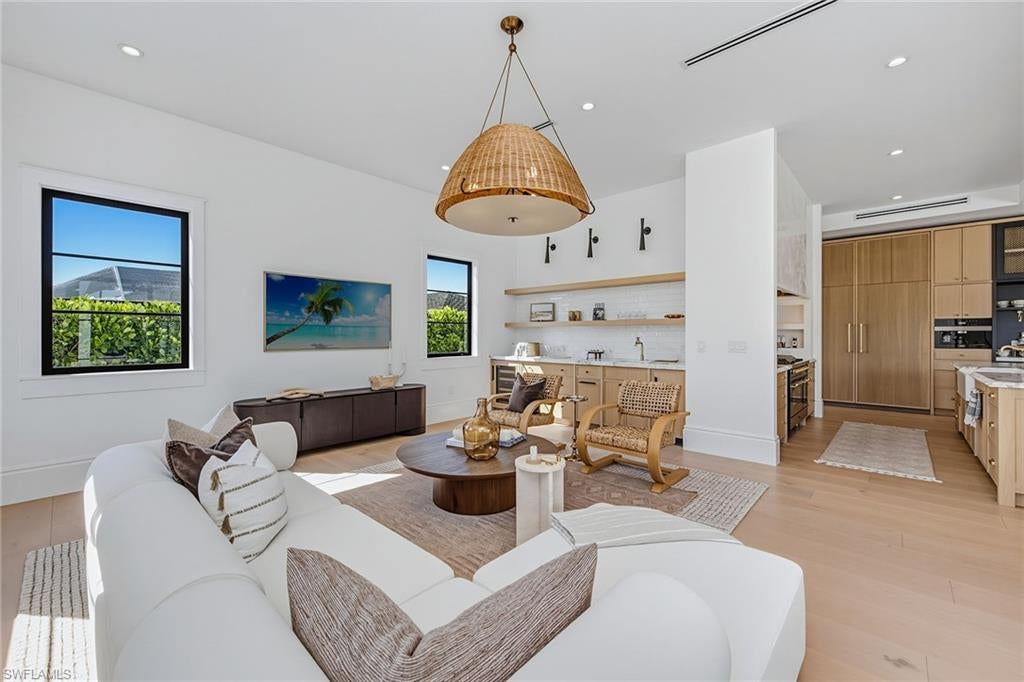 MARCO ISLAND - Residential