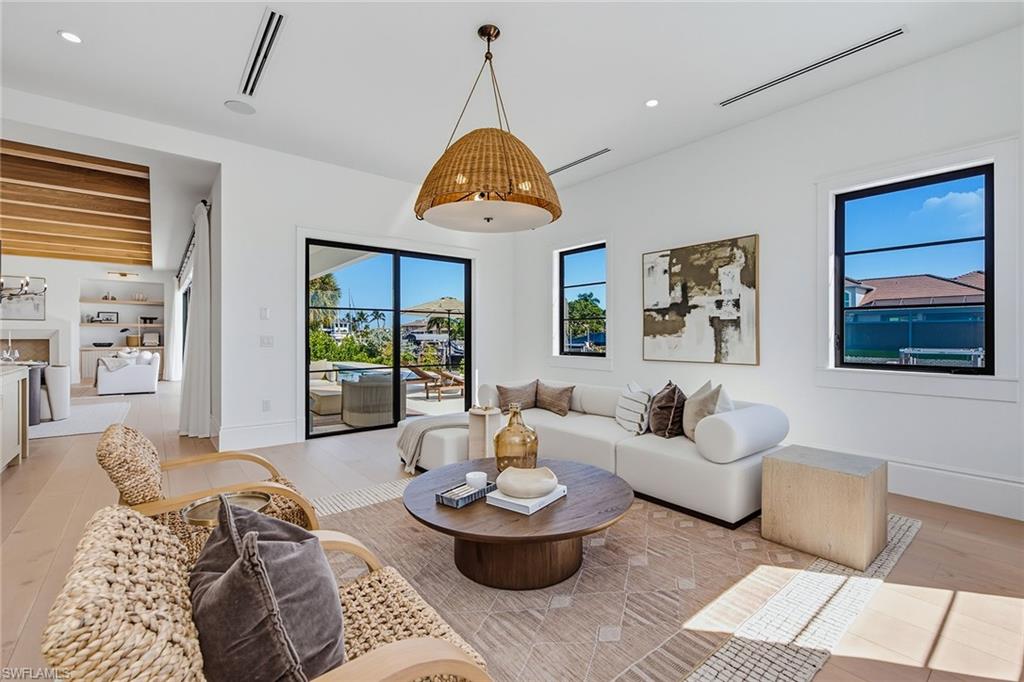 MARCO ISLAND - Residential