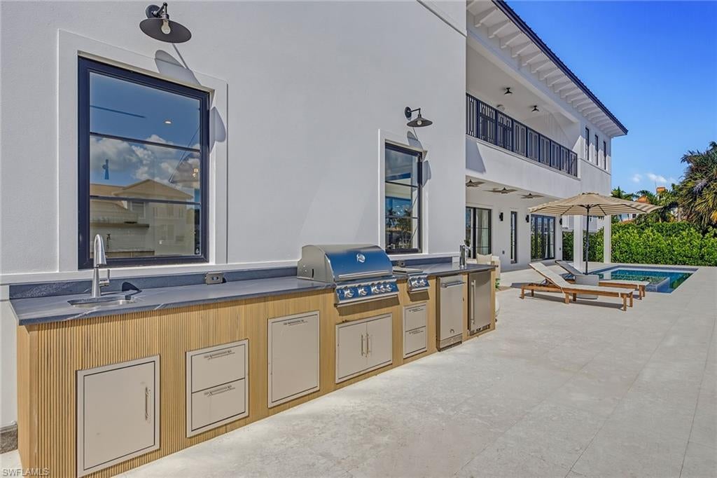 MARCO ISLAND - Residential