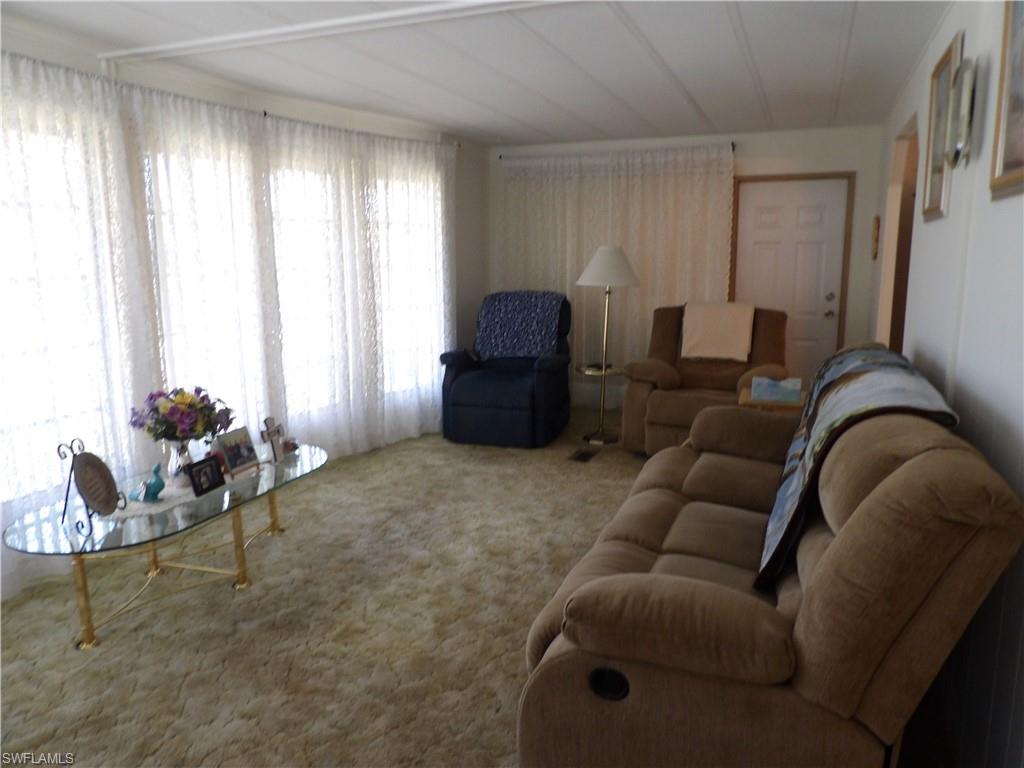FOREST PARK MOBILE HOME - Residential