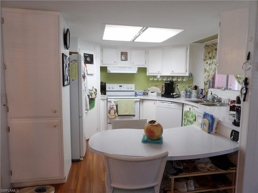 FOREST PARK MOBILE HOME - Residential