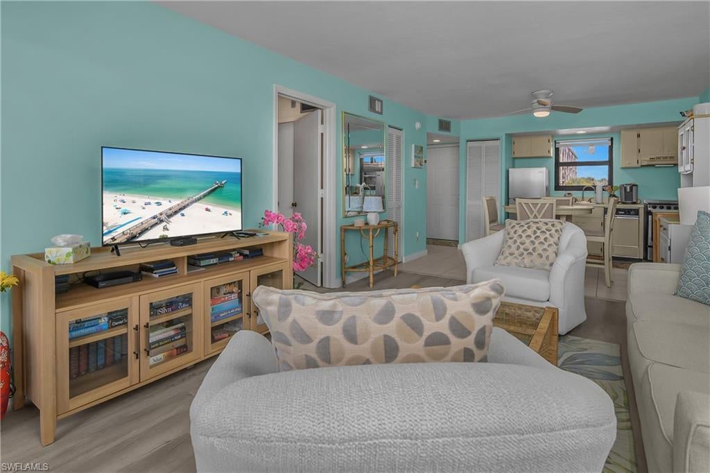 ANGLERS COVE - Residential
