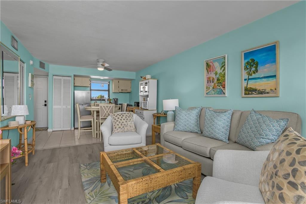 ANGLERS COVE - Residential