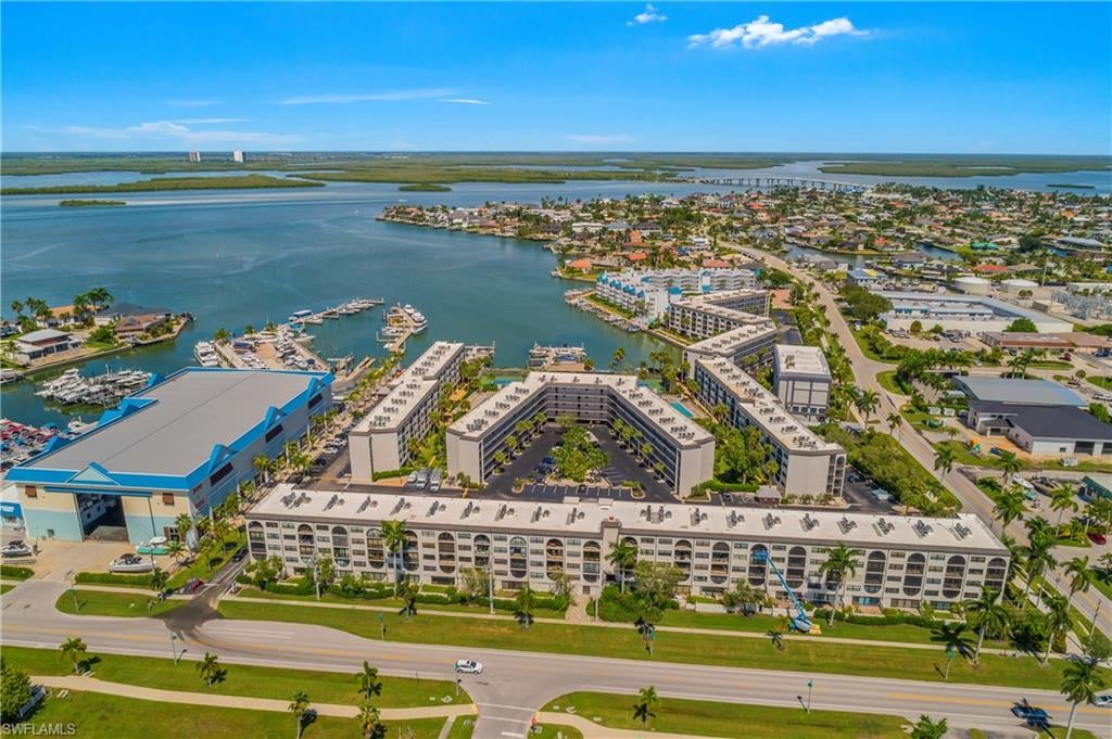 ANGLERS COVE - Residential