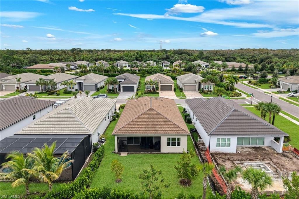 VALENCIA TRAILS - Residential