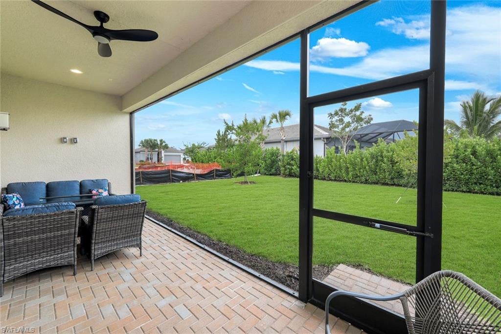 VALENCIA TRAILS - Residential