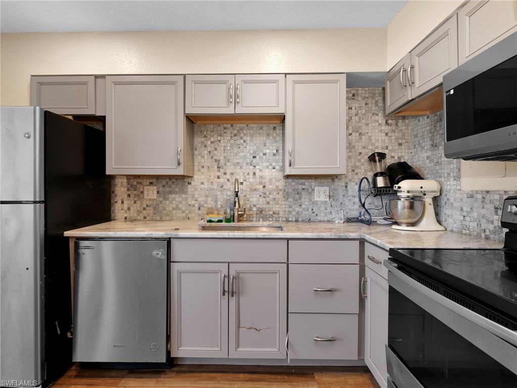 COLONIAL WEST CONDO - Residential