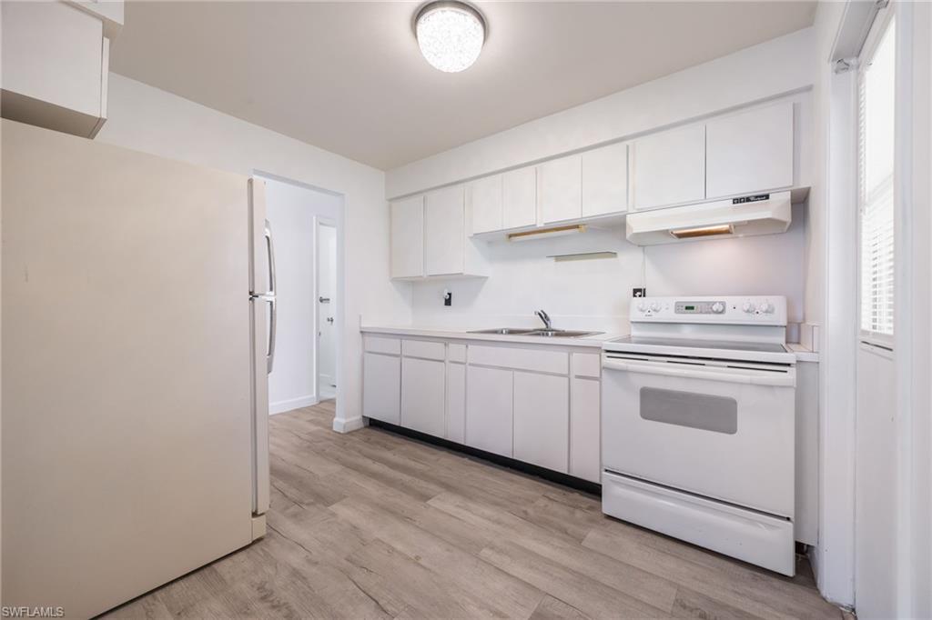 PINEWOOD CONDOMINIUM - Residential