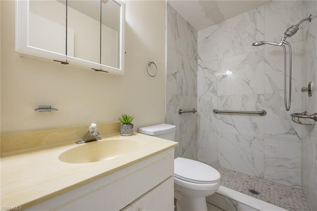 PINEWOOD CONDOMINIUM - Residential