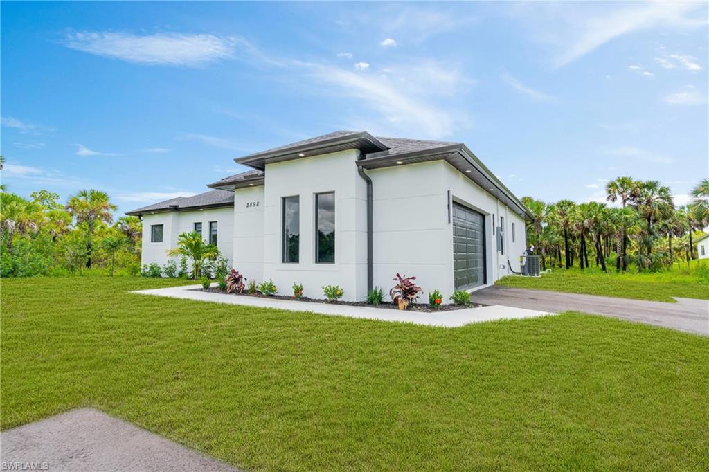 GOLDEN GATE ESTATES - Residential