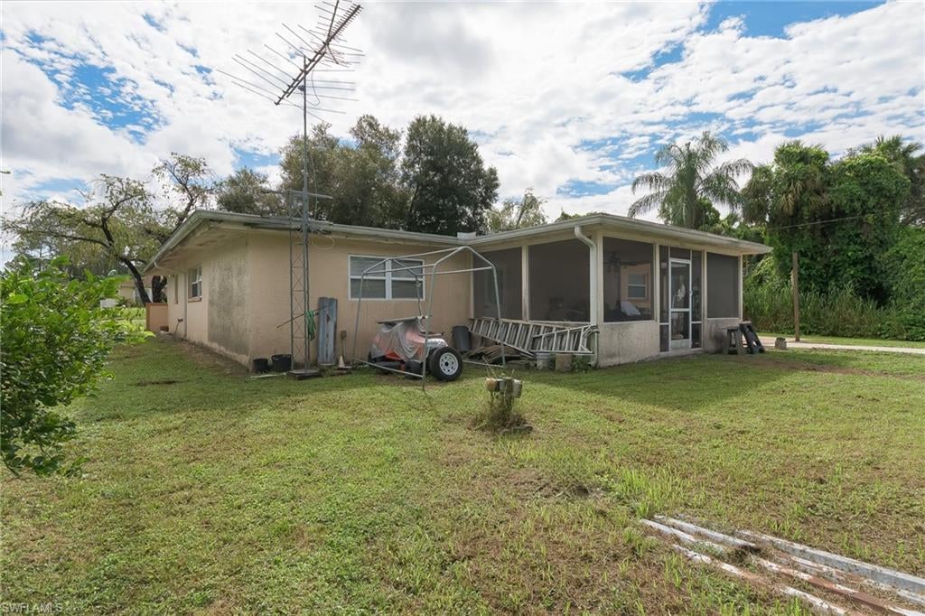 LEHIGH ACRES - Residential