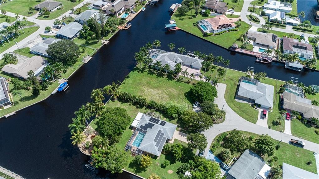 CAPE CORAL - Land