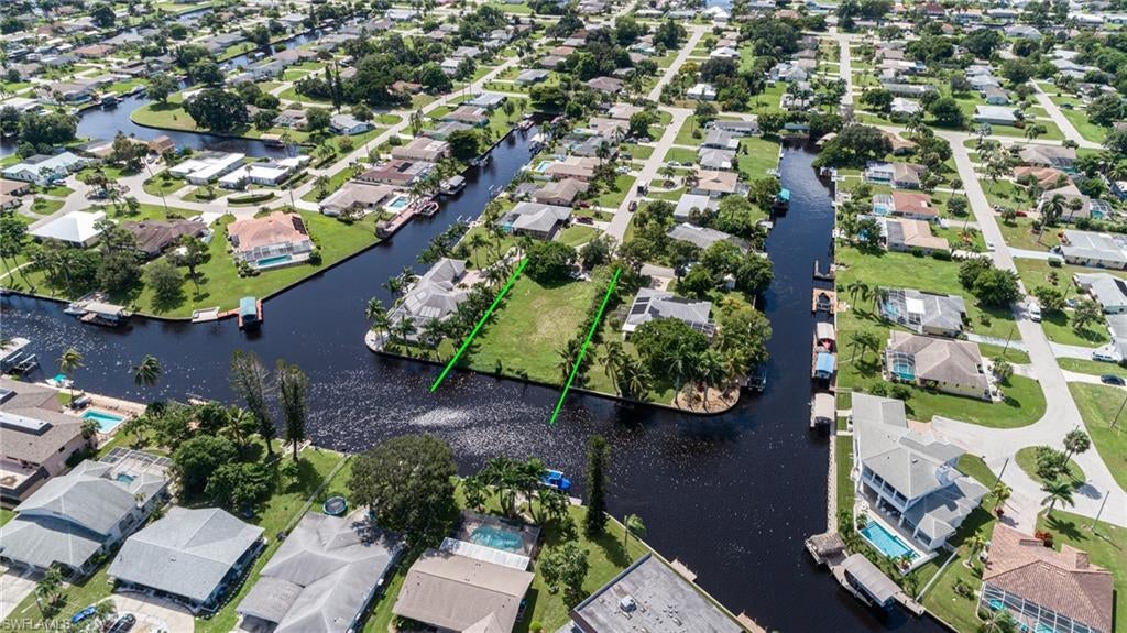 CAPE CORAL - Land