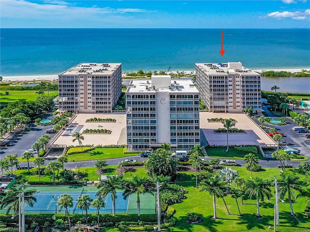 CRECIENTE CONDO NORTH - Residential
