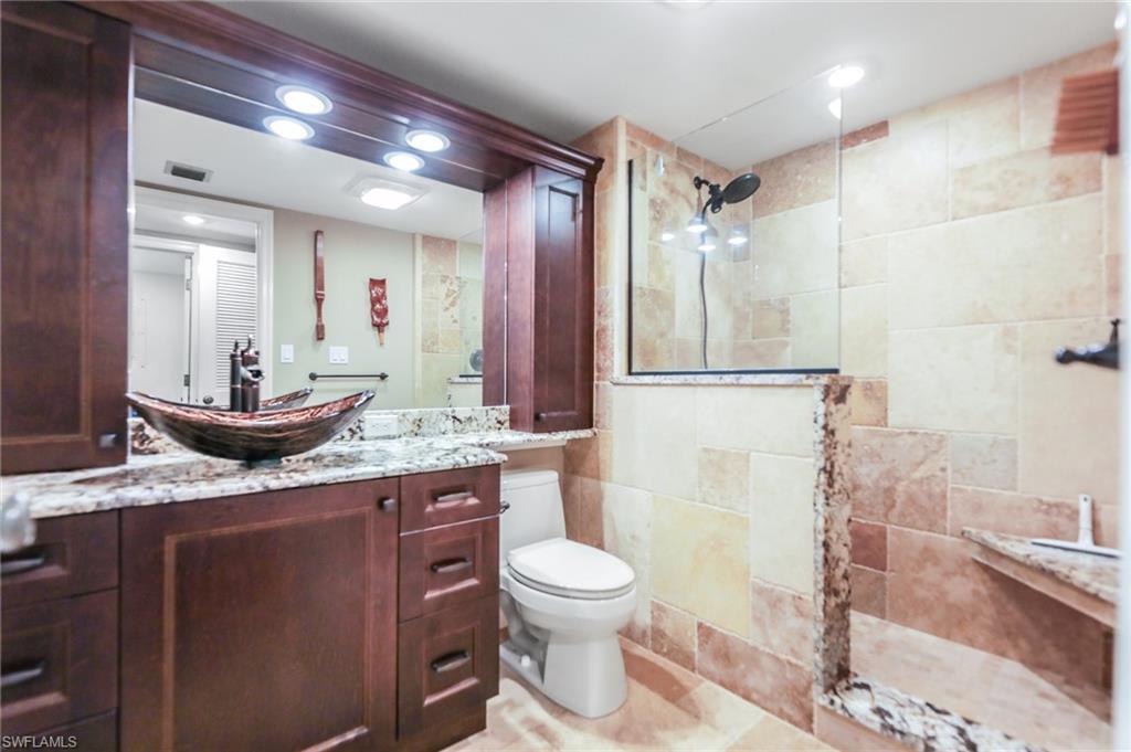 CRECIENTE CONDO NORTH - Residential