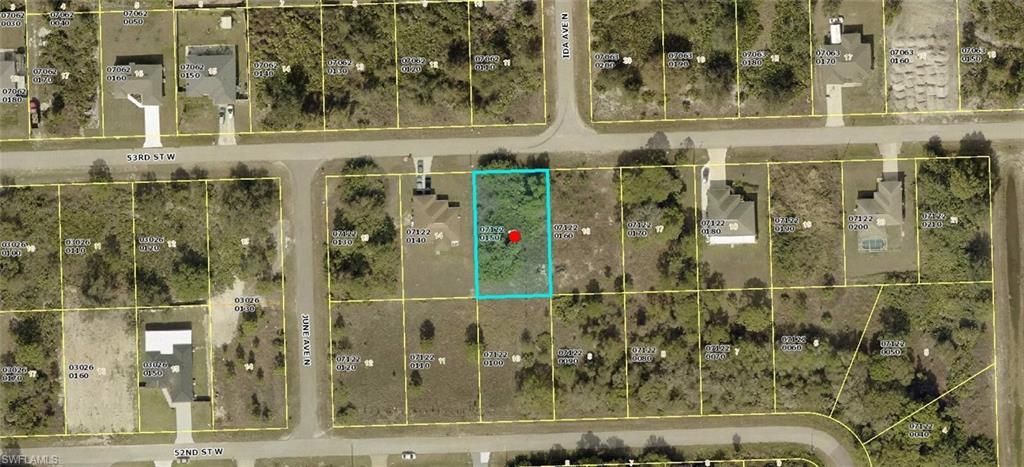 An exciting opportunity awaits in this growing area! Be part of a vibrant community where new construction is booming. This prime location puts you close to fantastic golf, shopping, and dining options. Enjoy the added perk of being a short drive from Fort Myers and Punta Gorda airports, two major spring training destinations, and sun-drenched beaches!