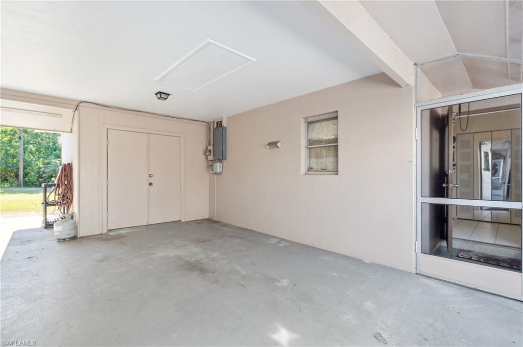 GOLFWOOD CONDO - Residential