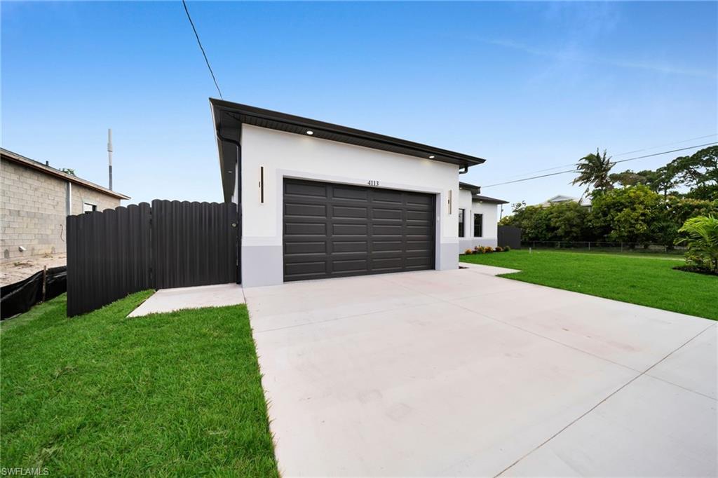 LEHIGH ACRES - Residential