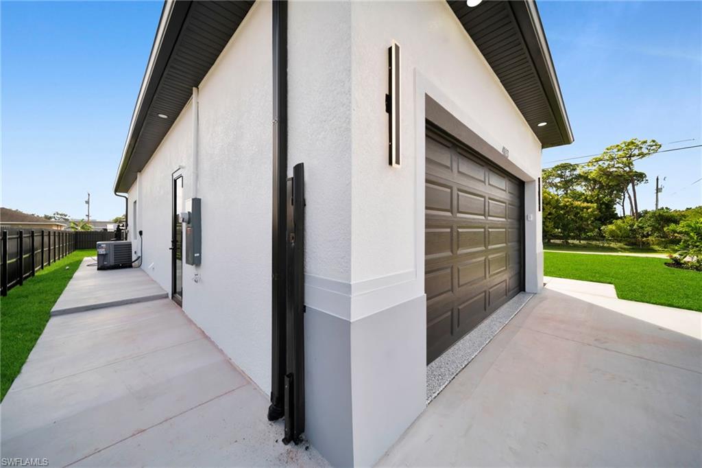 LEHIGH ACRES - Residential