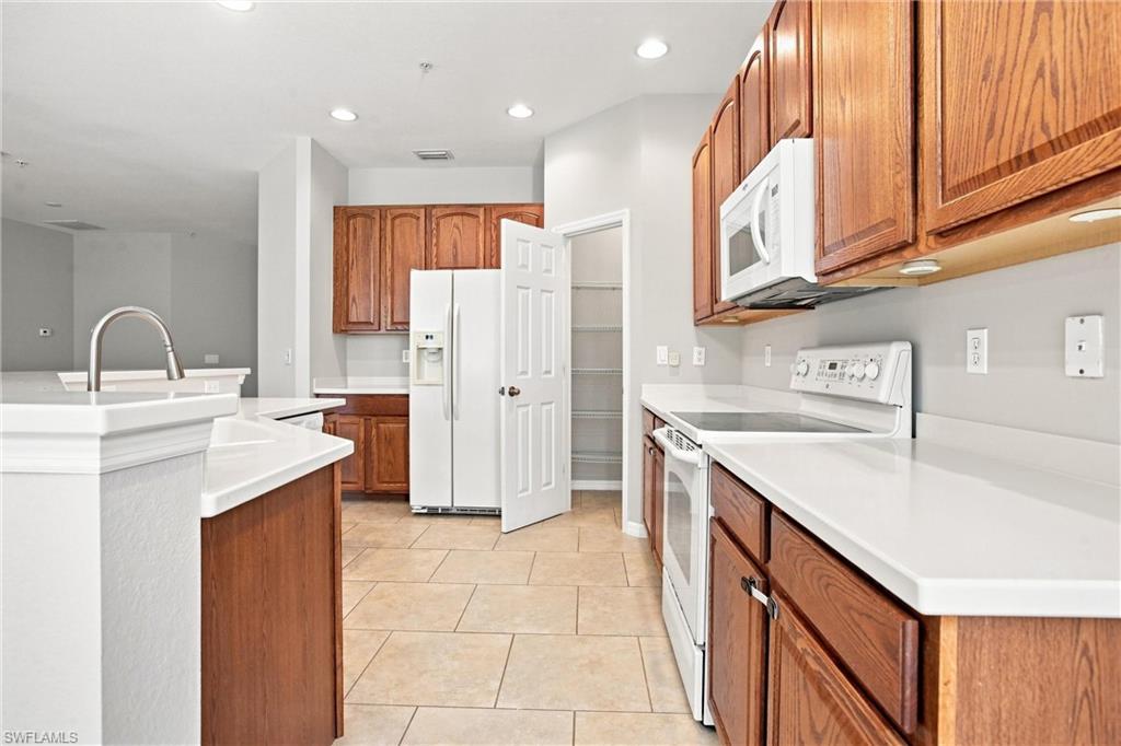 TERRA VISTA - Residential Lease