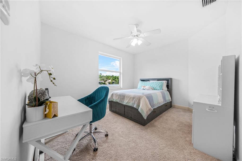 WILSHIRE LAKES - Residential