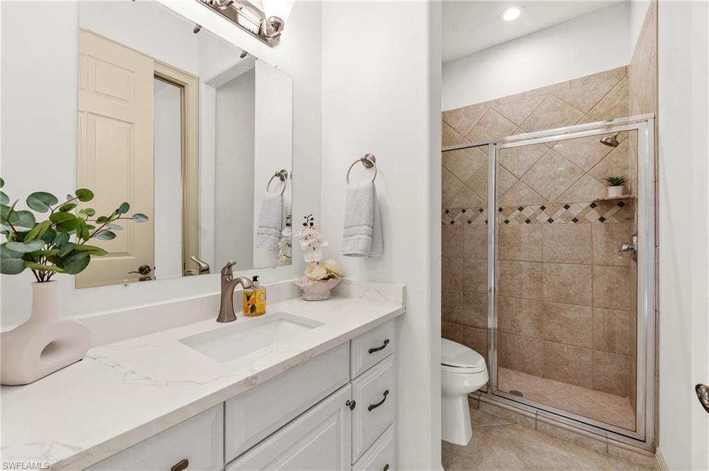 WILSHIRE LAKES - Residential