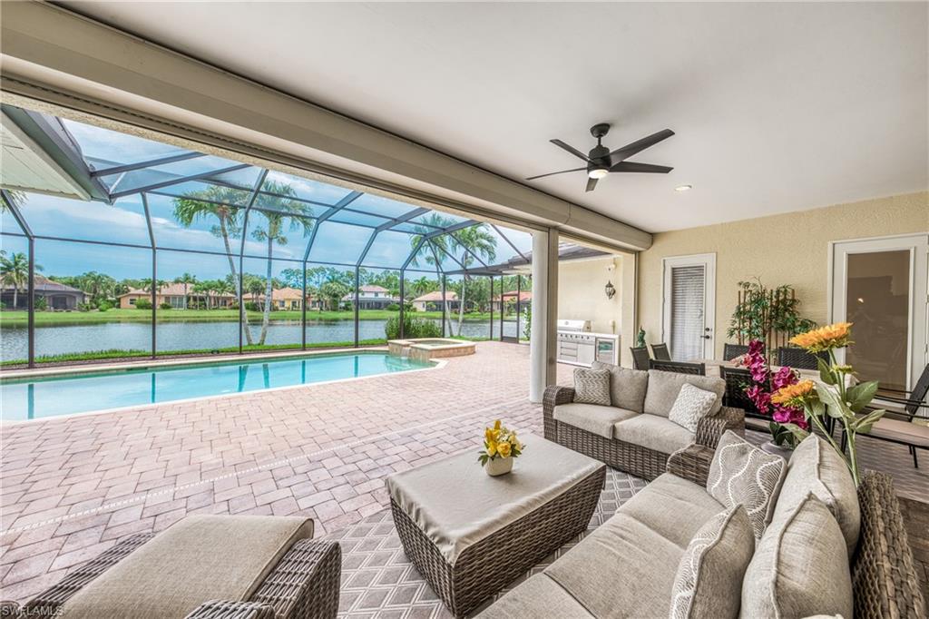 WILSHIRE LAKES - Residential