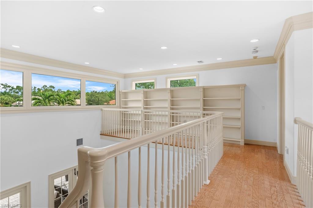 WILSHIRE LAKES - Residential