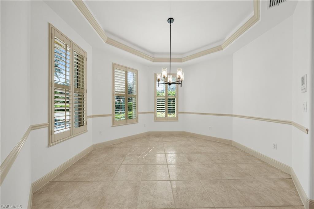WILSHIRE LAKES - Residential
