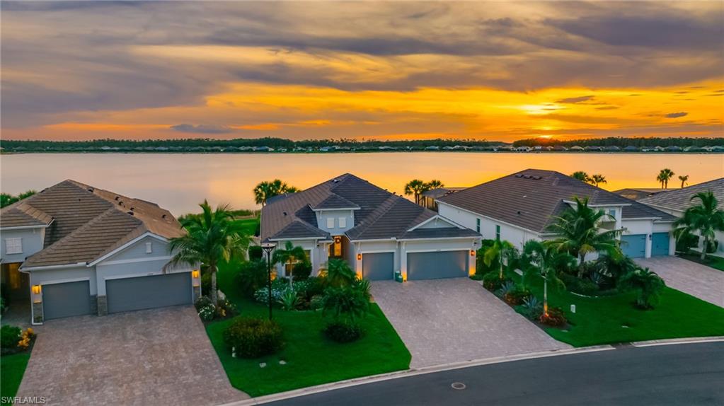 VISTA WILDBLUE - Residential