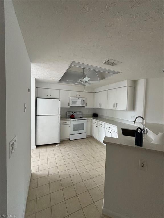 WATERFRONT IN NAPLES - Residential Lease