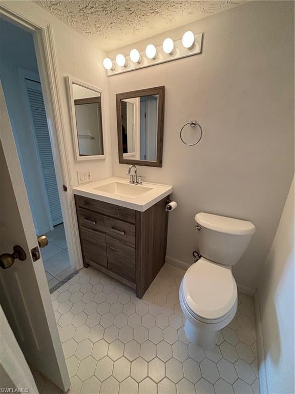 WATERFRONT IN NAPLES - Residential Lease