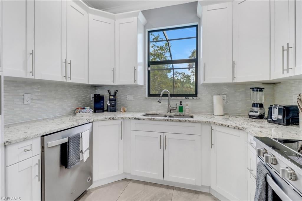 GOLDEN GATE ESTATES - Residential Lease