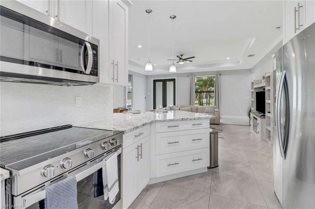 GOLDEN GATE ESTATES - Residential Lease