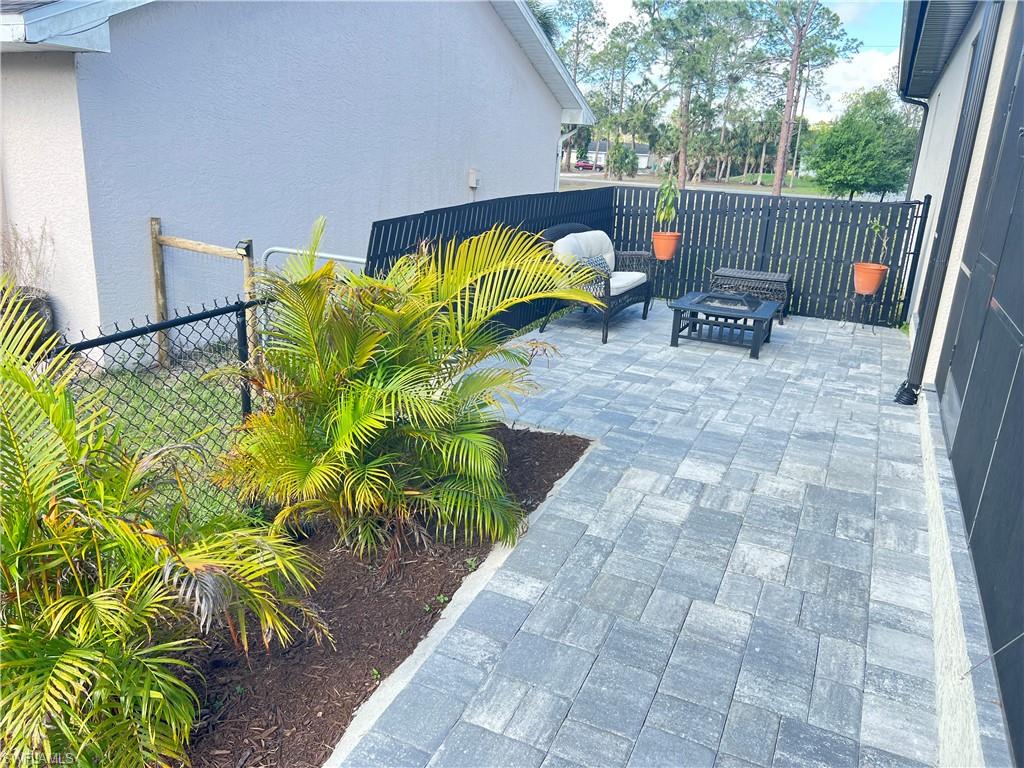 GOLDEN GATE ESTATES - Residential Lease