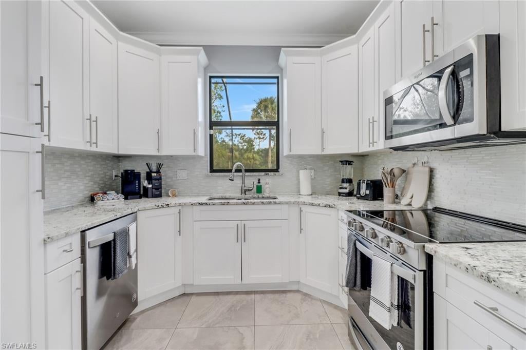 GOLDEN GATE ESTATES - Residential Lease