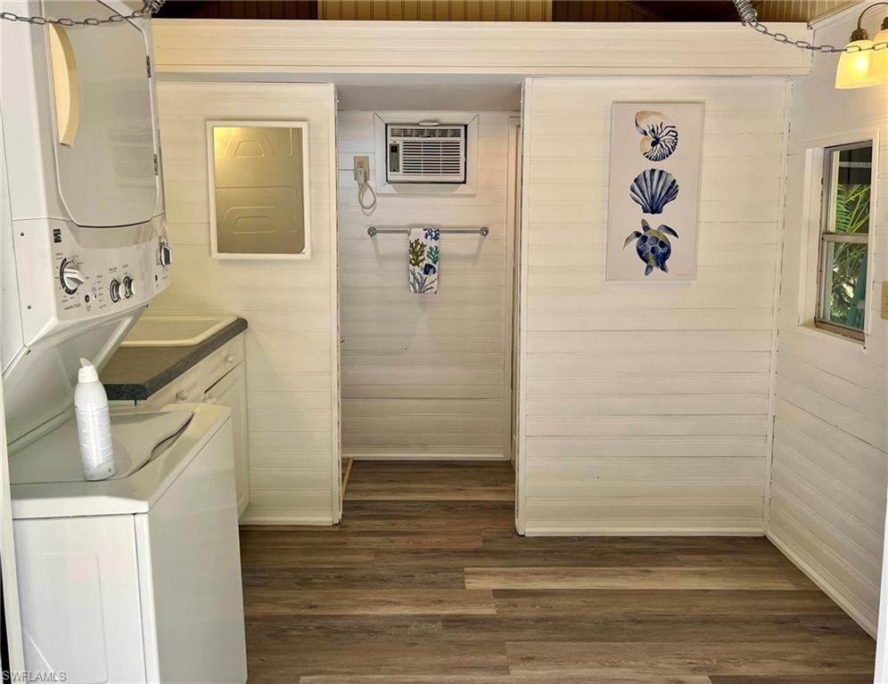 PELICAN LAKE RV RESORT - Land