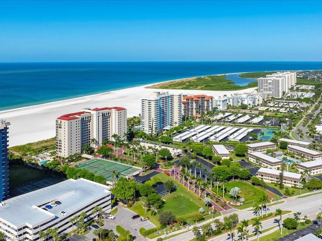 CRESCENT BEACH - Residential